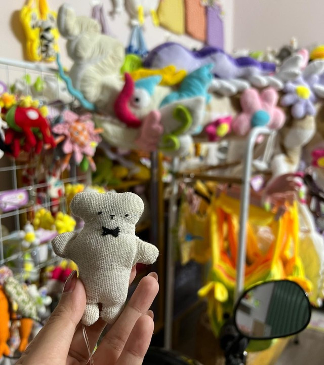 Những mẫu thú bông nhỏ được Đình sáng tạo. ẢNH: DUY TÂN Những mẫu thú bông nhỏ được Đình sáng tạo. ẢNH: DUY TÂN