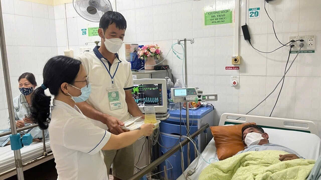 Suất ăn được phục vụ tận giường người bệnh Suất ăn được phục vụ tận giường người bệnh