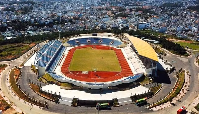 Sân vận động Đà Lạt là nơi diễn ra chương trình.Ảnh: G.B