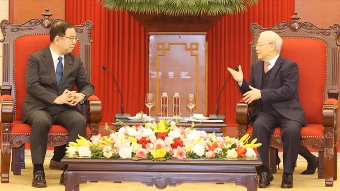 Tổng Bí thư Nguyễn Phú Trọng tiếp đồng chí Shii Kazuo, Chủ tịch Đoàn Chủ tịch Ban Chấp hành Trung ương Đảng Cộng sản Nhật Bản sang thăm và làm việc tại Việt Nam. Ảnh: TRÍ DŨNG – TTXVN