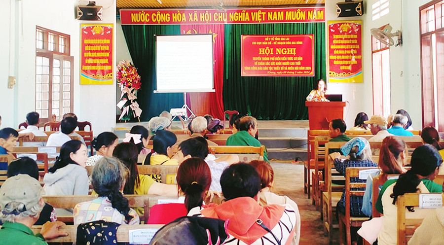 Quang cảnh hội nghị. Ảnh: Hồng Hạnh Quang cảnh hội nghị. Ảnh: Hồng Hạnh