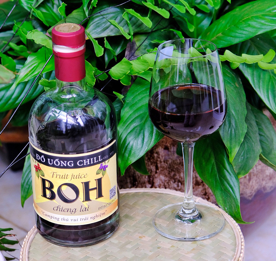 Từ quả boh chieng lai, anh Đoàn Lanh đã làm ra loại đồ uống rất thú vị. Ảnh: M.C Từ quả boh chieng lai, anh Đoàn Lanh đã làm ra loại đồ uống rất thú vị. Ảnh: M.C