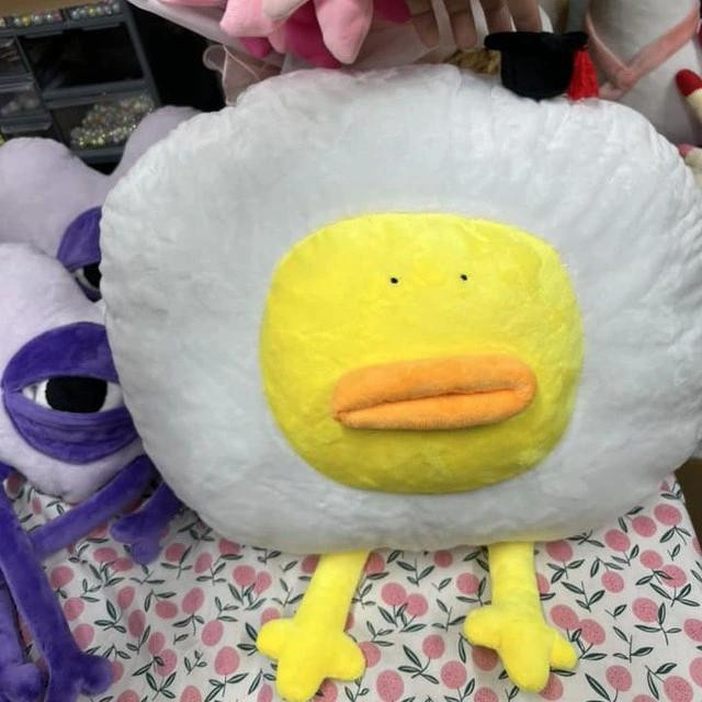 Một chú vịt hài hước. ẢNH: DUY TÂN Một chú vịt hài hước. ẢNH: DUY TÂN