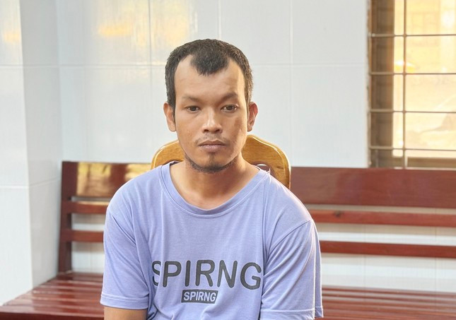 Đối tượng Chau Rách Tà Na.