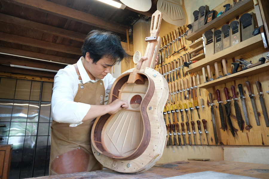 Định hình thùng đàn