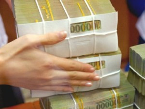 Theo Thông tư, kể từ ngày 1/1/2025 trở đi, mức thu các khoản phí, lệ phí quy định tại Biểu nêu trên thực hiện theo quy định tại các Thông tư gốc, Thông tư số 63/2023/TT-BTC và các Thông tư sửa đổi, bổ sung hoặc thay thế. (Ảnh: Vietnam+) Theo Thông tư, kể từ ngày 1/1/2025 trở đi, mức thu các khoản phí, lệ phí quy định tại Biểu nêu trên thực hiện theo quy định tại các Thông tư gốc, Thông tư số 63/2023/TT-BTC và các Thông tư sửa đổi, bổ sung hoặc thay thế. (Ảnh: Vietnam+)