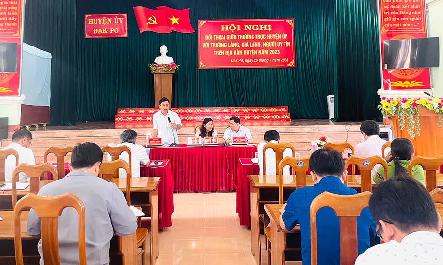 Quang cảnh hội nghị. Ảnh: Nguyễn Hiền