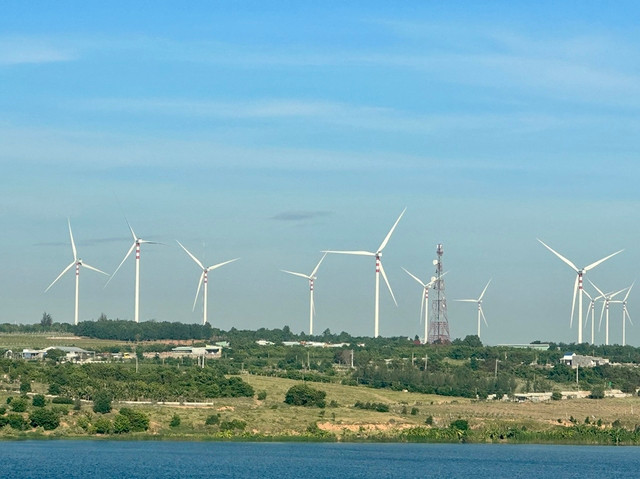 Cơ chế mua bán điện trực tiếp có thể được ban hành sớm trong tháng 5 này. Cơ chế mua bán điện trực tiếp có thể được ban hành sớm trong tháng 5 này.