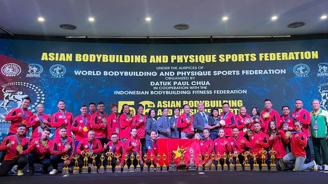 Tuyển Việt Nam giành vị trí á quân toàn đoàn giải vô địch châu Á Tuyển Việt Nam giành vị trí á quân toàn đoàn giải vô địch châu Á