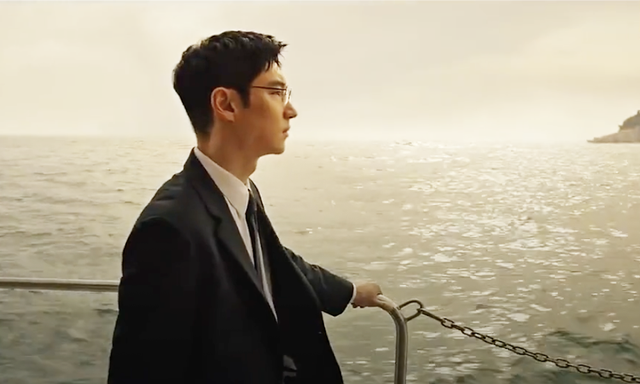 Nhân vật Kim Do Ki một mình đến Việt Nam tìm kiếm tung tích của một nam thanh niên Hàn Quốc bị chính nhóm lừa đảo người Hàn dụ đến Việt Nam làm việc. Ảnh cắt từ clip Nhân vật Kim Do Ki một mình đến Việt Nam tìm kiếm tung tích của một nam thanh niên Hàn Quốc bị chính nhóm lừa đảo người Hàn dụ đến Việt Nam làm việc. Ảnh cắt từ clip