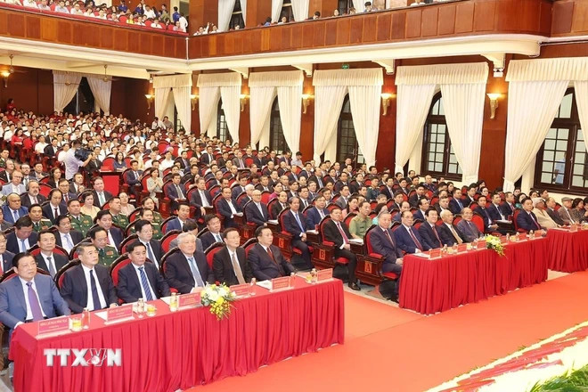 Tổng Bí thư, Chủ tịch nước Tô Lâm, các đồng chí lãnh đạo và nguyên lãnh đạo Đảng, Nhà nước cùng các đại biểu dự buổi lễ. (Ảnh: Trí Dũng/TTXVN) Tổng Bí thư, Chủ tịch nước Tô Lâm, các đồng chí lãnh đạo và nguyên lãnh đạo Đảng, Nhà nước cùng các đại biểu dự buổi lễ. (Ảnh: Trí Dũng/TTXVN)