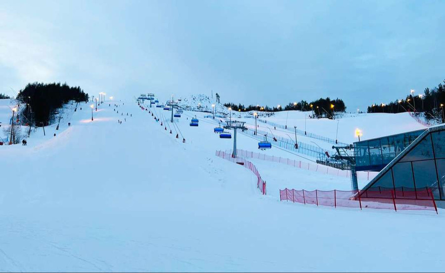 Những ngày cận Tết Nguyên đán tại Na Uy, tuyết vẫn phủ kín đường. Ảnh: YT