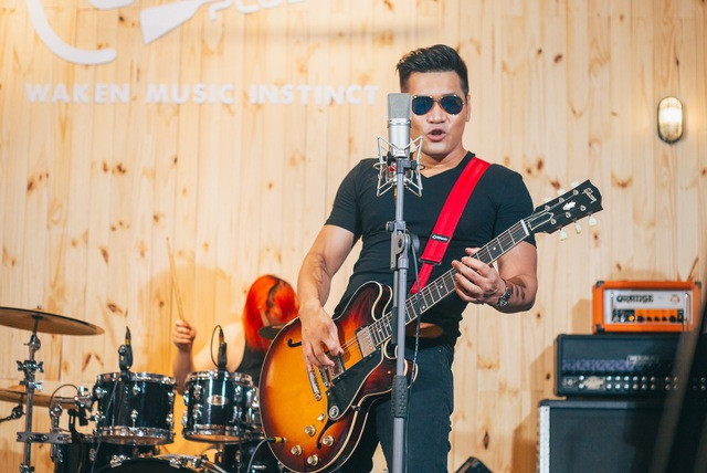 Nhạc Việt tiếp tục tìm đến 'kho tàng' văn học, văn hóa dân gian - Ảnh 2. Tạ Quang Thắng hát rock chuyện Sơn Tinh Thủy Tinh