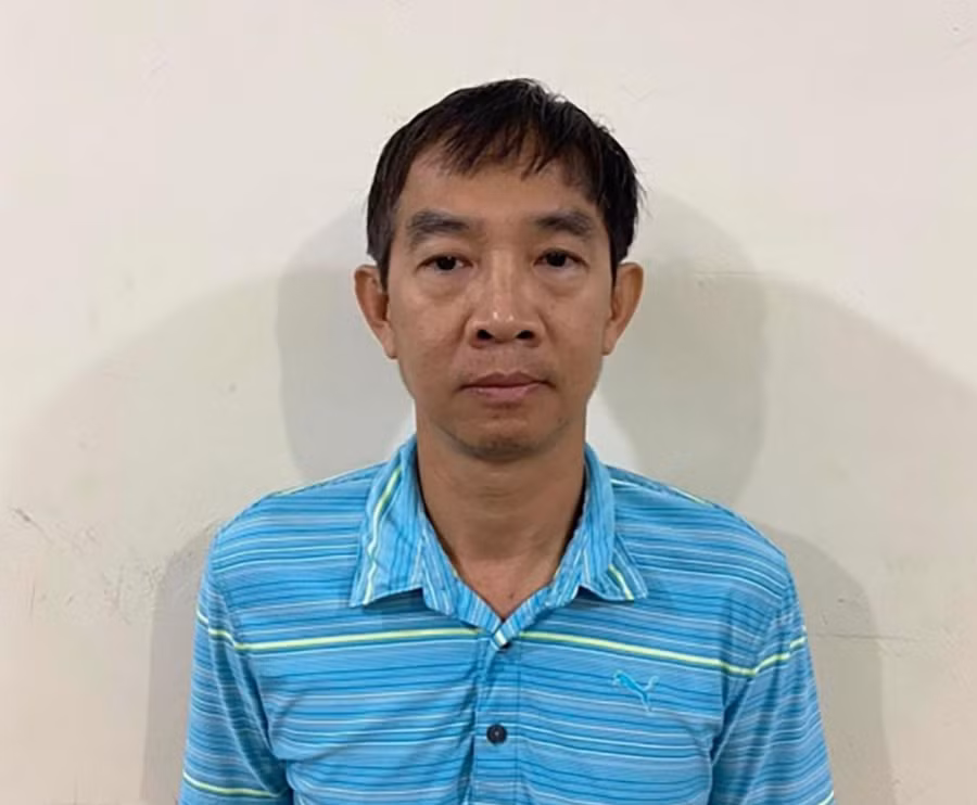 Bị can Hồ Bửu Phương, phụ trách tài chính của Tập đoàn Vạn Thịnh Phát Bị can Hồ Bửu Phương, phụ trách tài chính của Tập đoàn Vạn Thịnh Phát