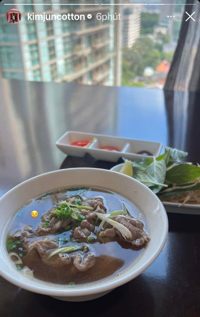 Món phở trên story của Suho