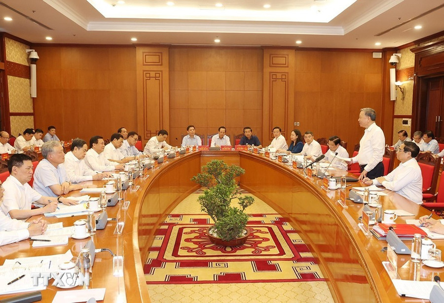 Tổng Bí thư, Chủ tịch nước Tô Lâm phát biểu kết luận cuộc họp. (Ảnh: Trí Dũng/TTXVN)