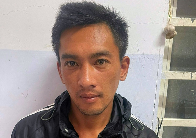 Nghi phạm Nguyễn Thanh Hưng tại cơ quan công an. Nghi phạm Nguyễn Thanh Hưng tại cơ quan công an.