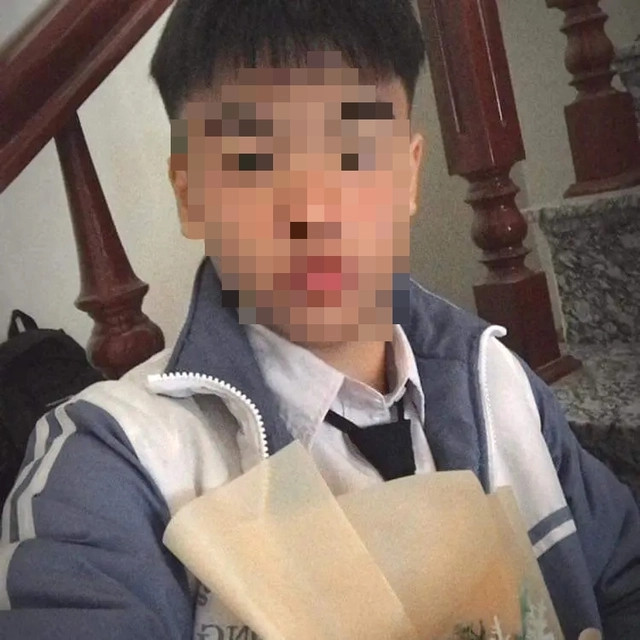 Lê Phong T. Lê Phong T.