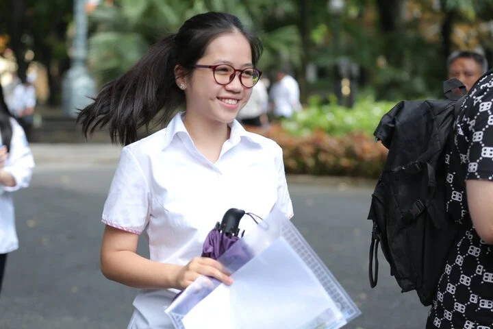 Nhiều địa phương sửa quy định tuyển thẳng lớp 10 bằng IELTS. (Ảnh minh họa) Nhiều địa phương sửa quy định tuyển thẳng lớp 10 bằng IELTS. (Ảnh minh họa)