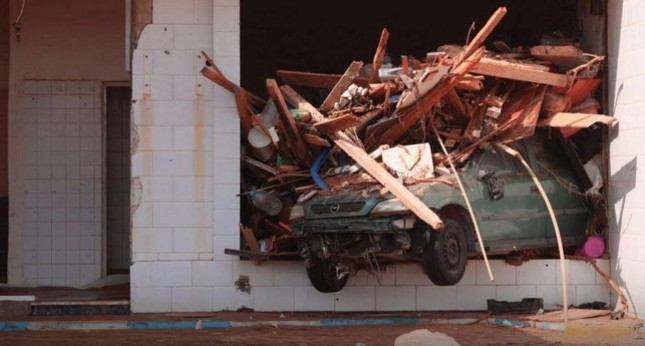 Cảnh tan hoang ở Derna. Ảnh: Reuters Cảnh tan hoang ở Derna. Ảnh: Reuters