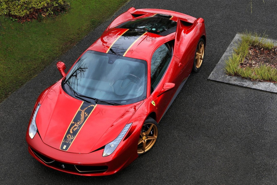 Ferrari cũng đã ra mắt mẫu 458 Italia China 20th Anniversary trong cùng năm, với số lượng giới hạn 20 chiếc nhằm kỷ niệm năm con rồng và 20 năm thương hiệu Ý gia nhập thị trường Trung Quốc. Ferrari cũng đã ra mắt mẫu 458 Italia China 20th Anniversary trong cùng năm, với số lượng giới hạn 20 chiếc nhằm kỷ niệm năm con rồng và 20 năm thương hiệu Ý gia nhập thị trường Trung Quốc.