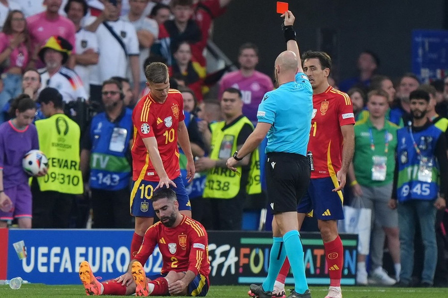 Dani Carvajal vắng mặt ở trận gặp Pháp vì nhận án phạt. (Nguồn: Getty Images) Dani Carvajal vắng mặt ở trận gặp Pháp vì nhận án phạt. (Nguồn: Getty Images)