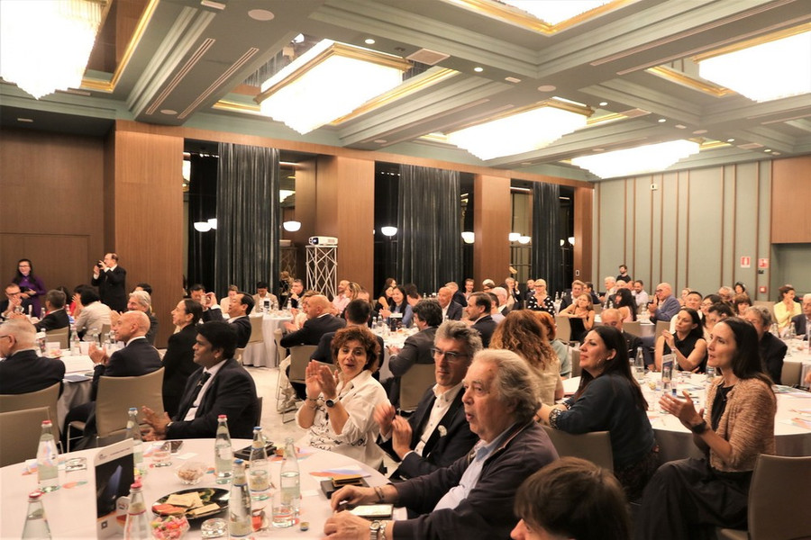 Đại biểu, khách mời tham dự chương trình giới thiệu du lịch Việt Nam. (Ảnh: Trường Dụy/TTXVN)