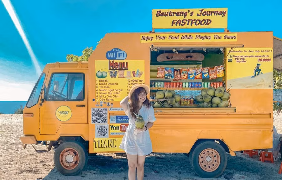 Sắc màu biển Mũi Né. (Ảnh: CTV)