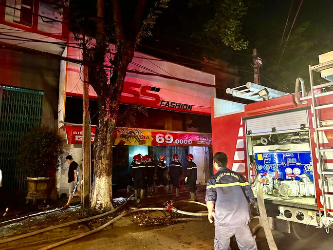 Lực lượng PCCC có mặt tại hiện trường