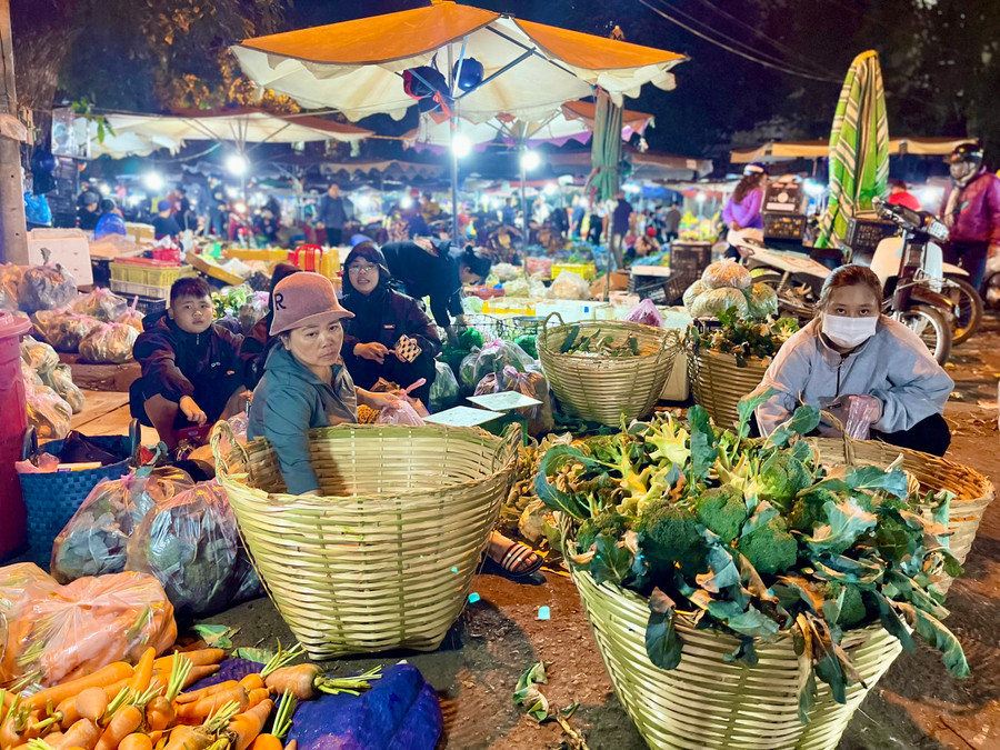 Từ ngày 1-4, chợ đêm Pleiku (phường Diên Hồng) chính thức dừng hoạt động. Ảnh: V.T