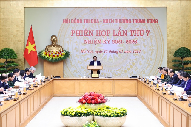 Thủ tướng Phạm Minh Chính, Chủ tịch Hội đồng Thi đua-Khen thưởng Trung ương chủ trì phiên họp lần thứ 7, nhiệm kỳ 2021-2026 của Hội đồng - Ảnh: VGP/Nhật Bắc Thủ tướng Phạm Minh Chính, Chủ tịch Hội đồng Thi đua-Khen thưởng Trung ương chủ trì phiên họp lần thứ 7, nhiệm kỳ 2021-2026 của Hội đồng - Ảnh: VGP/Nhật Bắc