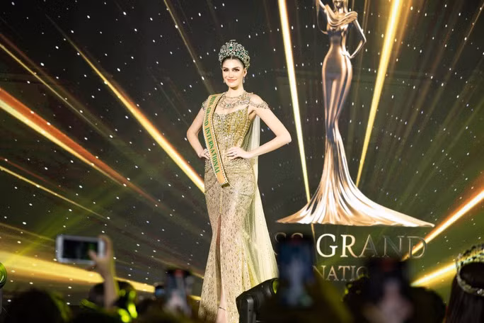 Các cuộc thi hoa hậu chuẩn bị diễn ra dồn dập