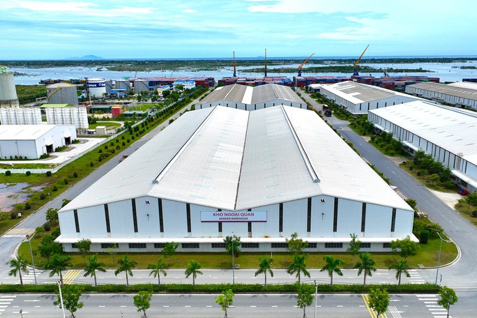 Kho ngoại quan tại Chu Lai của THACO Kho ngoại quan tại Chu Lai của THACO