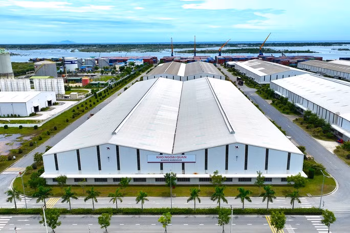 Kho ngoại quan tại Chu Lai của THACO