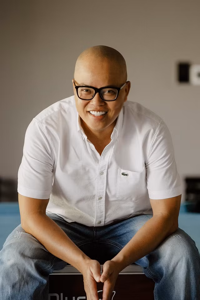 Vũ Ngọc Đãng nói anh đã có nhiều thay đổi khi quay trở lại với làng phim sau 6 năm "ẩn dật" và vui khi cảm thấy bản thân mình vẫn còn đang được đổi mới. Ảnh: ĐPCC