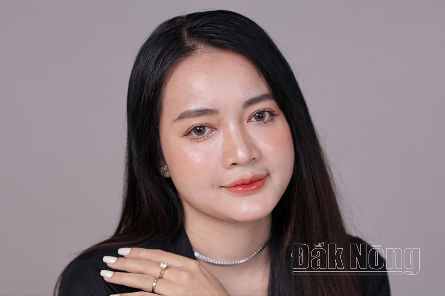 Chị Chu Thị Thái, Giám đốc Công ty TNHH MTV Sản xuất, thương mại và dịch vụ Vương Anh, phường Nghĩa Phú, TP. Gia Nghĩa đạt danh hiệu doanh nhân trẻ khởi nghiệp xuất sắc toàn quốc năm 2024 Chị Chu Thị Thái, Giám đốc Công ty TNHH MTV Sản xuất, thương mại và dịch vụ Vương Anh, phường Nghĩa Phú, TP. Gia Nghĩa đạt danh hiệu doanh nhân trẻ khởi nghiệp xuất sắc toàn quốc năm 2024