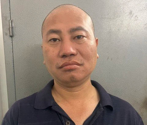 Nguyễn Minh Phúc tự xưng là "thầy chùa” Thích Tâm Phúc bị bắt tạm giam. (Nguồn: Công an cung cấp) Nguyễn Minh Phúc tự xưng là "thầy chùa” Thích Tâm Phúc bị bắt tạm giam. (Nguồn: Công an cung cấp)