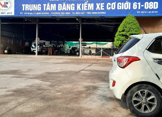 Trung tâm đăng kiểm xe cơ giới 61-08D đang hoạt động bình thường.