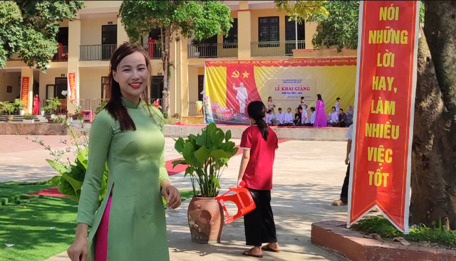 Cô giáo mầm non Hoàng Minh Diệp trong ngày khai giảng 5-9