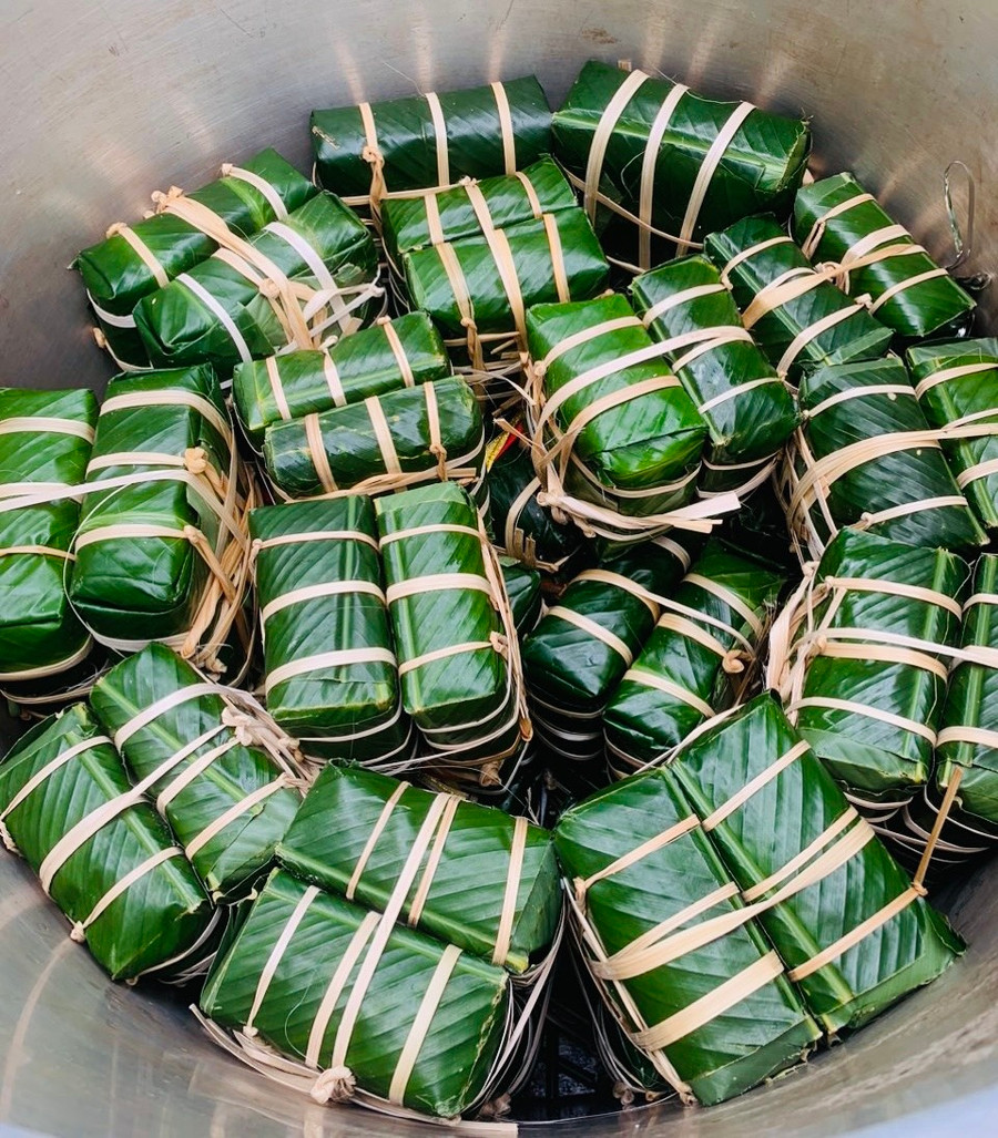 Bánh chưng xanh ngày tết. Ảnh: Lê Cầm Bánh chưng xanh ngày tết. Ảnh: Lê Cầm