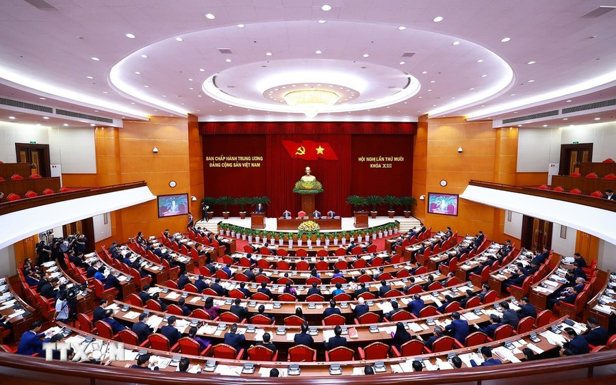 Phiên khai mạc Hội nghị lần thứ 10 Ban Chấp hành Trung ương Đảng Cộng sản Việt Nam khóa XIII. (Ảnh: Dương Giang/TTXVN) Phiên khai mạc Hội nghị lần thứ 10 Ban Chấp hành Trung ương Đảng Cộng sản Việt Nam khóa XIII. (Ảnh: Dương Giang/TTXVN)
