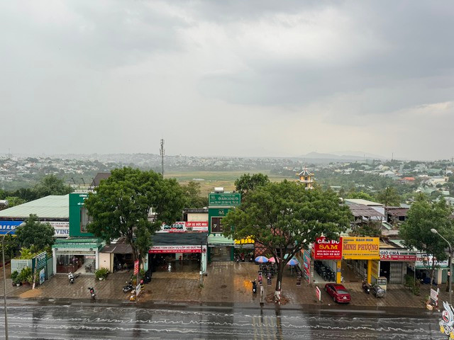 Cơn mưa xuất hiện trên diện rộng, kéo dài