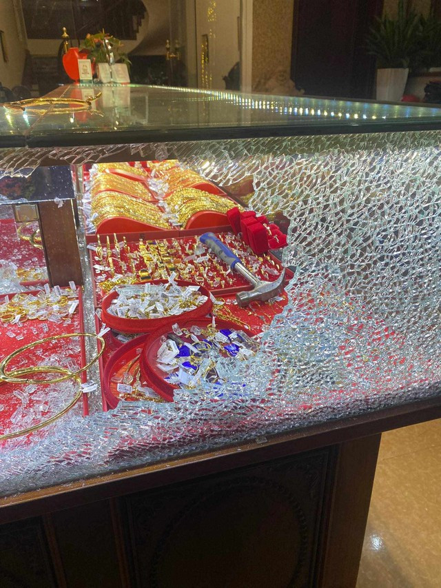 Hiện trường vụ cướp.