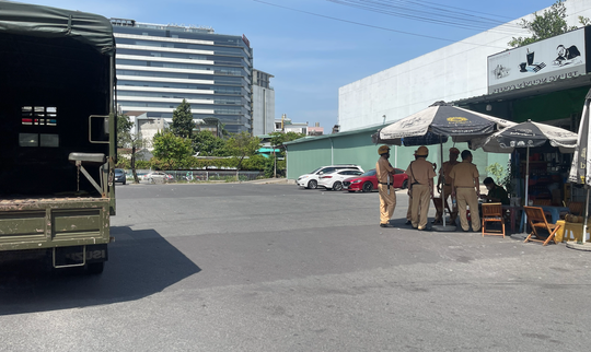 Công an khám xét Trung tâm Đăng kiểm 50-05V