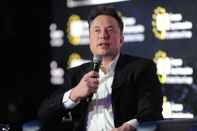 Tỉ phú Elon Musk. Ảnh: AFP