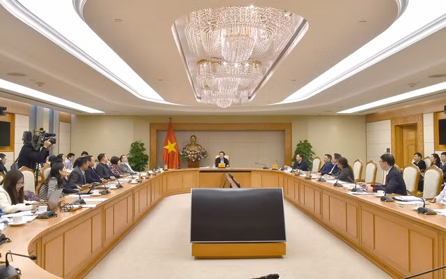 Phó Thủ tướng Trần Hồng Hà: Luật Đất đai (sửa đổi) sẽ góp phần giải quyết nhiều tồn tại, vướng mắc hiện nay về quản lý đất đai; đồng thời góp phần kiến tạo cho sự phát triển sắp tới với tư duy, quan điểm mới và đột phá - Ảnh: VGP/Đình Hải