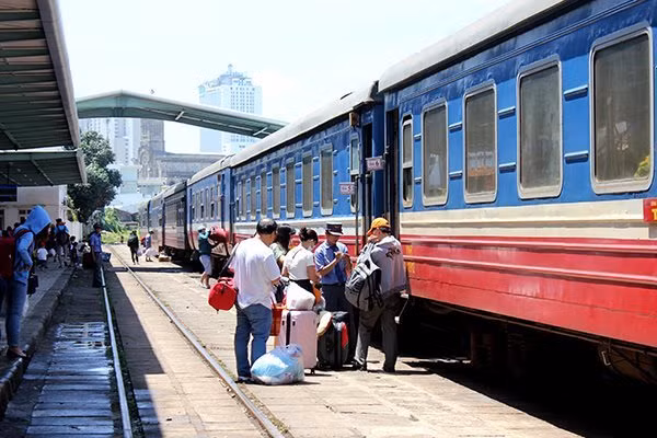 Nhà nước ưu tiên tập trung nguồn lực để đầu tư phát triển, nâng cấp, bảo trì, bảo vệ kết cấu hạ tầng đường sắt quốc gia (ảnh minh họa).