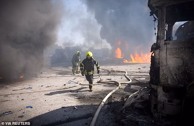 Năng lượng Ukraine thiệt hại nặng nề sau đòn không kích của Nga hôm 26-8. Ảnh: Reuters