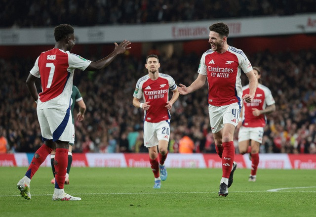 Declan Rice mở tỉ số cho Arsenal Declan Rice mở tỉ số cho Arsenal