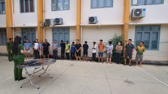 Đường dây cá độ bóng đá liên tỉnh, quy mô cực lớn.